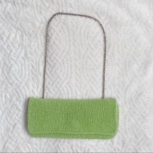 PERFECT SPRING SHOULDER BAG
VIBRANT GREEN COLOR